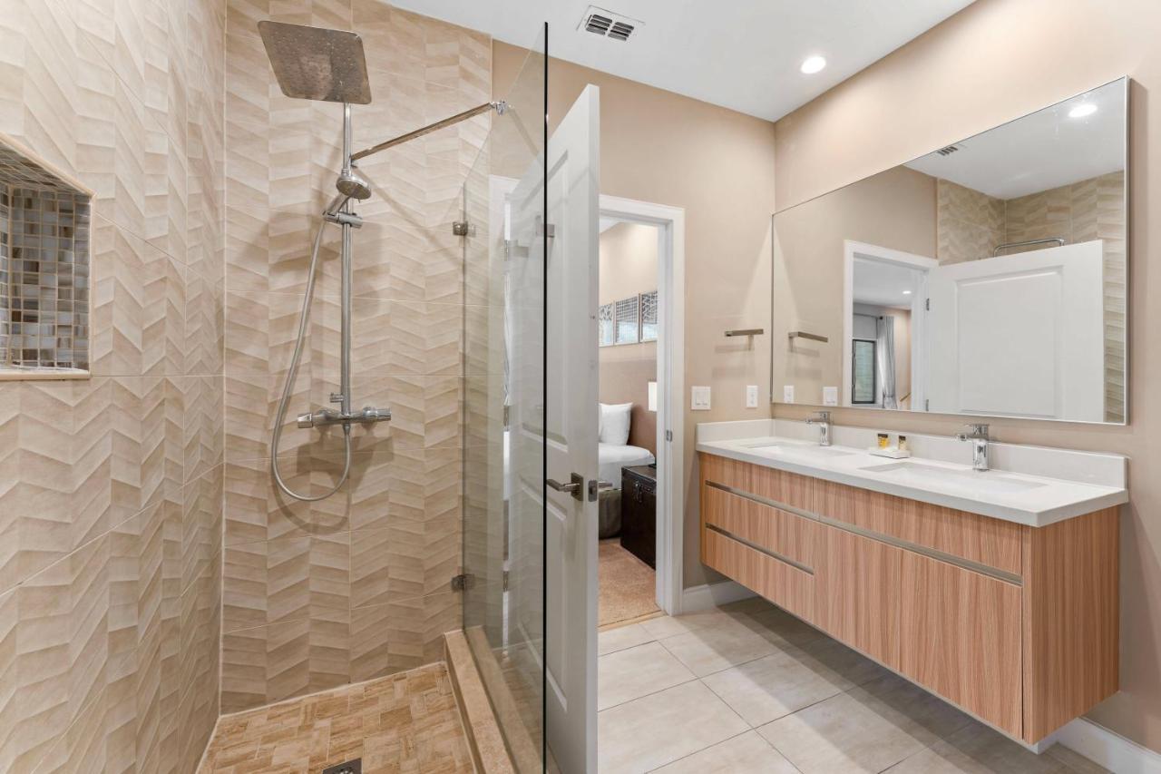 אורלנדו 7564 Magic Village 3 Suites Jacuzzi Bbq 8 Min Disney מראה חיצוני תמונה
