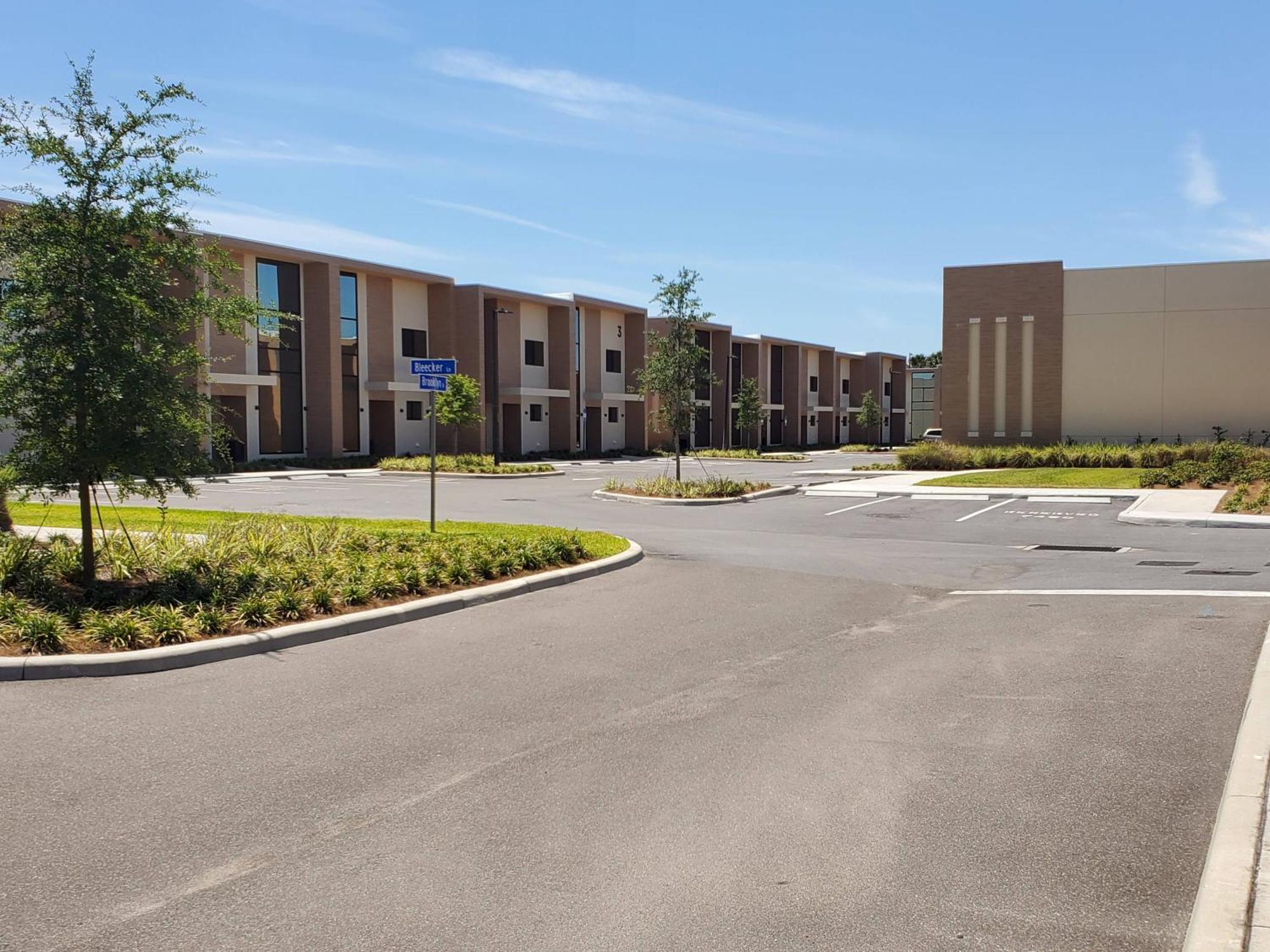 אורלנדו 7564 Magic Village 3 Suites Jacuzzi Bbq 8 Min Disney מראה חיצוני תמונה
